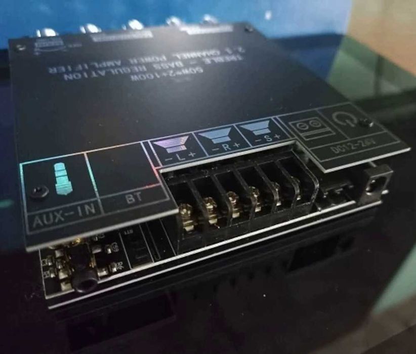 Усилитель звука 50W X 2 + 100W 2.1 канала (200W) авто стерео підсилювач 200W + аудио сабвуфер