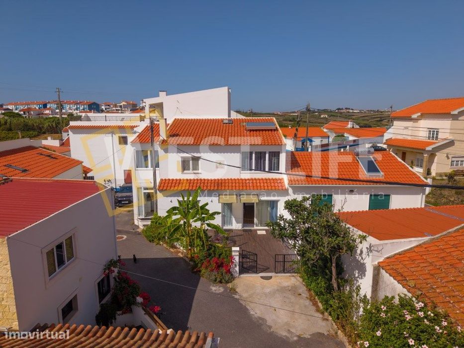 Moradia T4 para Arrendamento a 10 minutos da Ericeira | Casais de S...