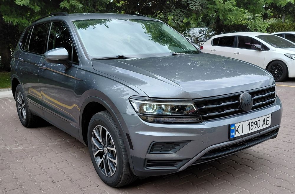 VW Tiguan  2019 2.0 передній привід