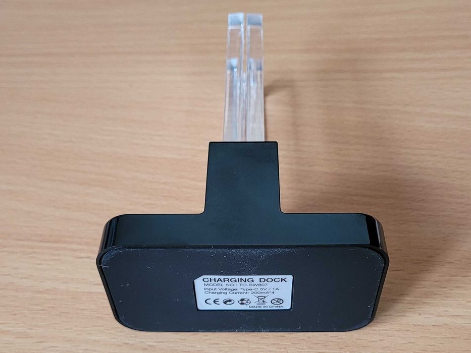 Stacja ładująca do kontrolerów Nintendo Switch / OLED