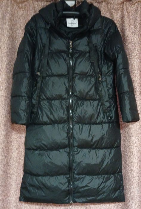 Теплое  зимняе пальто.