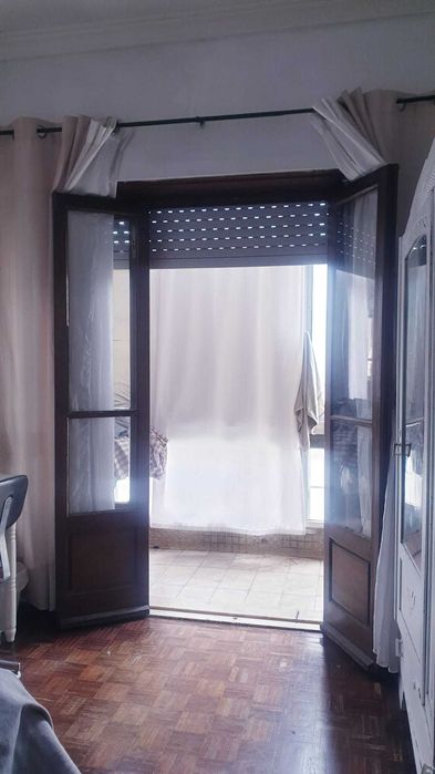 Quarto em arroios para estudante ou trabalhador .