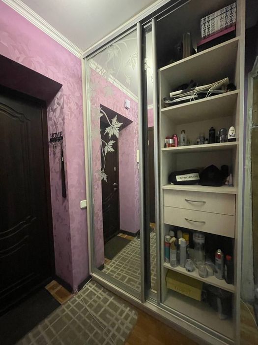 Продаю шафу купе