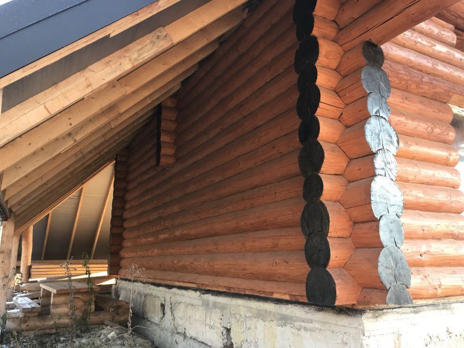 Продається будинок зі зруба в смт Міжгір’я, Закарпатська область