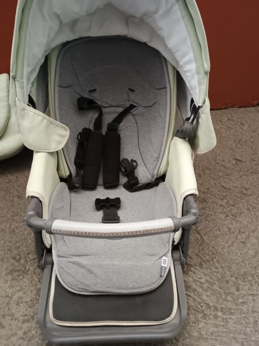 Продам дитячу коляску