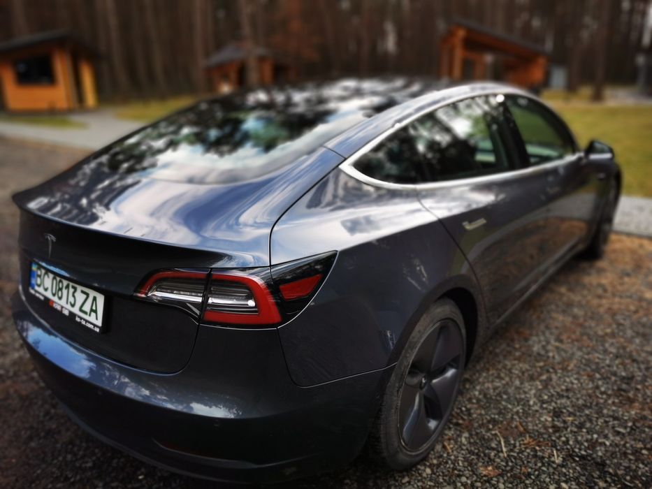 Tesla model 3 long range 2020