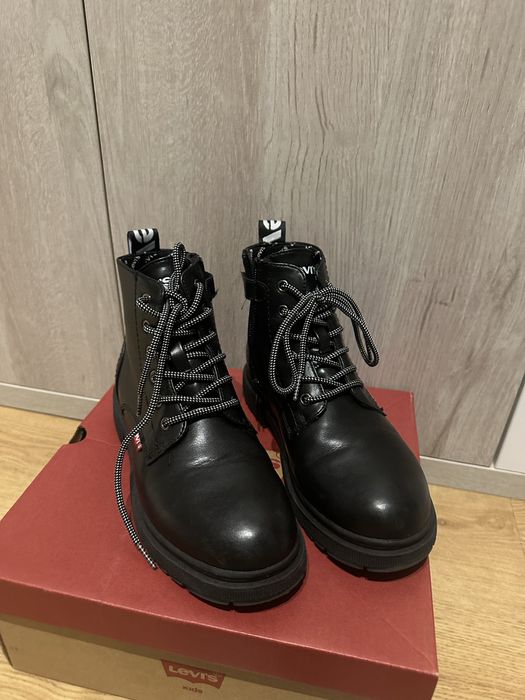 Light Boots for Boys, Size 35