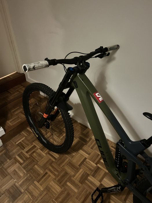 Bicicleta Downhill