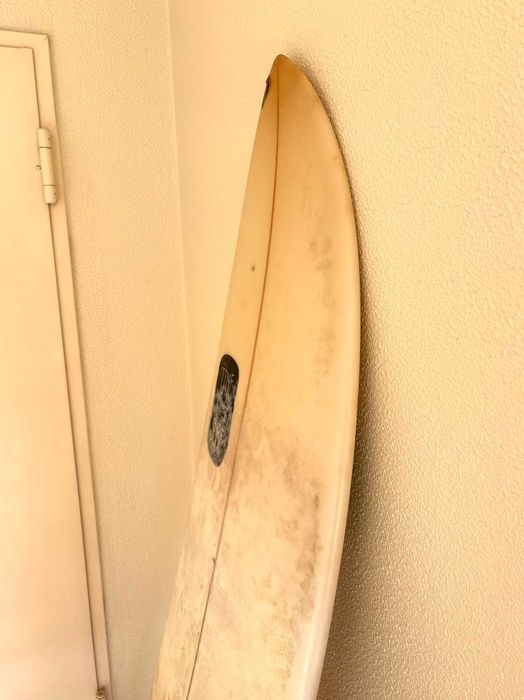 Prancha de Surf 6’4” – Usada, Pronta a Surfar