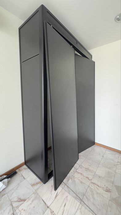 Guarda fatos/Roupeiro/movel portas de correr