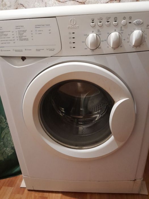 Стиральная машинка Indesit