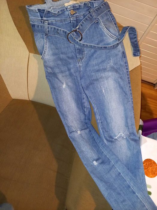 jeansy skinny slim rurki przetarcia dziury M wygodne