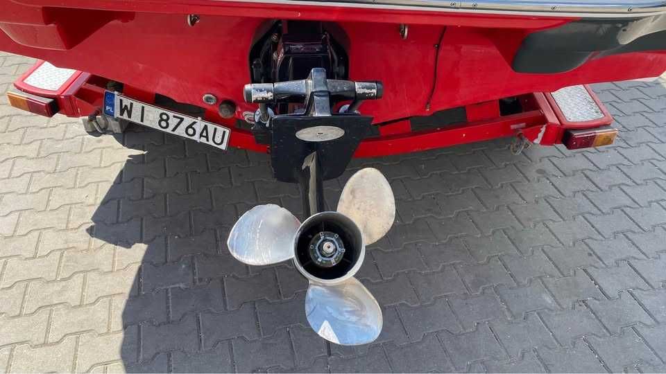 Łódź motorowa Tahoe 216