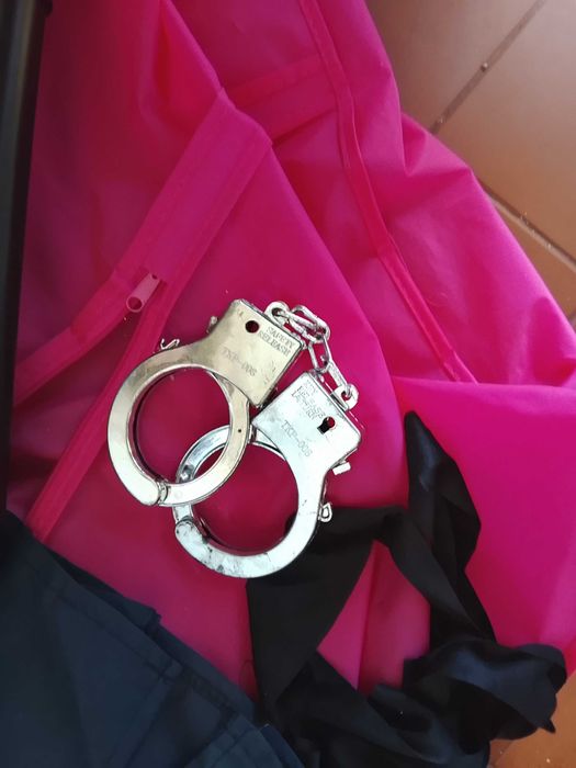 Fato de carnaval policia menino