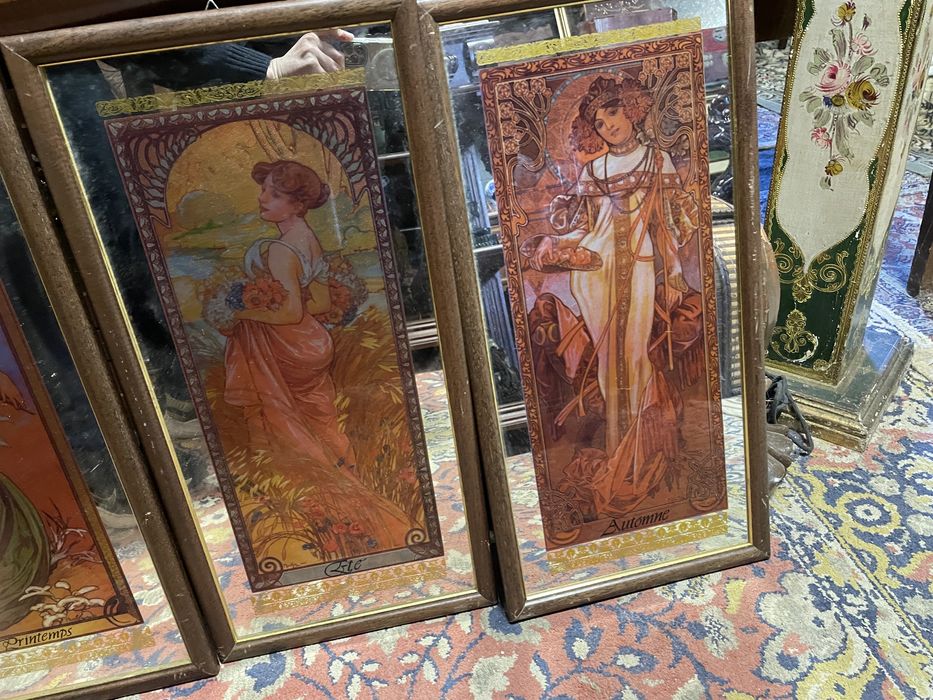 Quadros mucha antigos