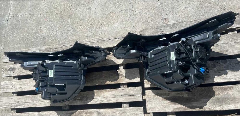 Фари передні Kia Sorento 4 IV Lift Фара права або ліва EU USA разборка