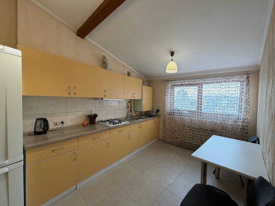 Продаж 4 кім квартири з ремонтом. Центр)