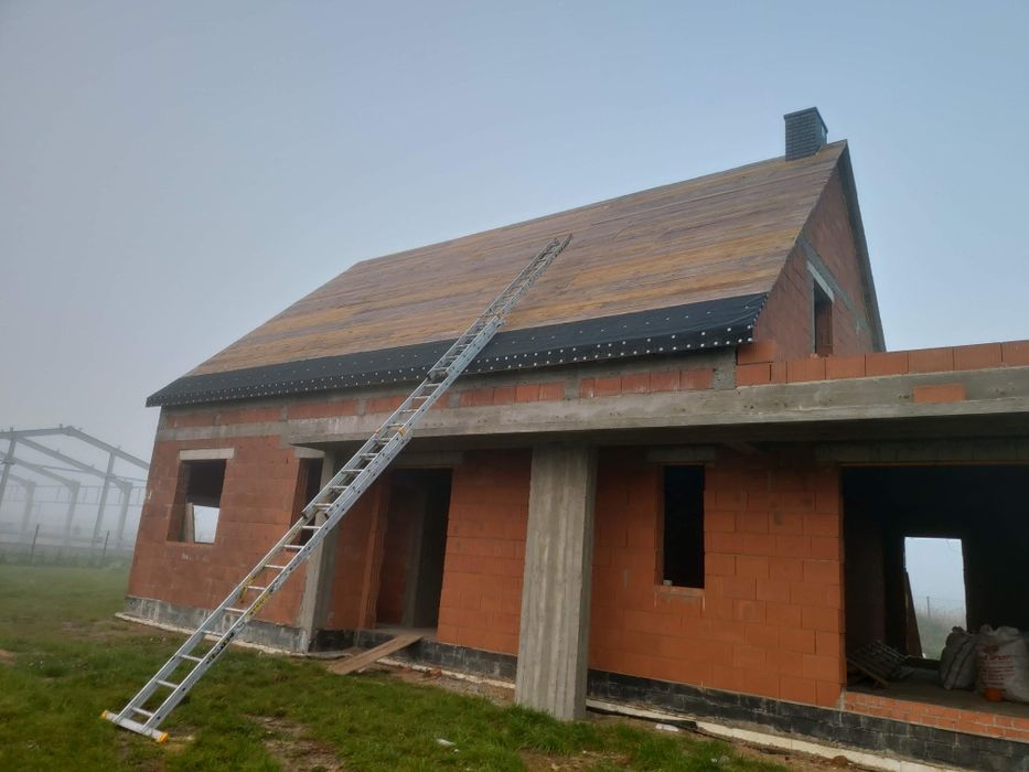 Pogotowie dachowe Montaż Papy krycie uszczelnienia Przecieki Naprawy