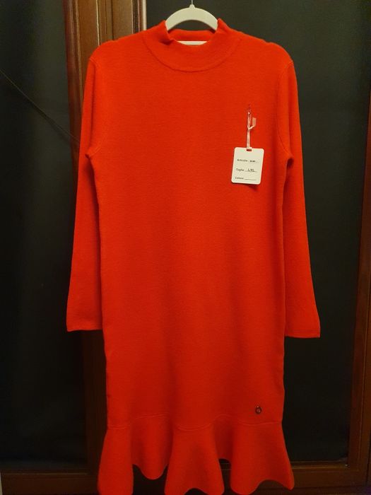 Czerwona sukienka