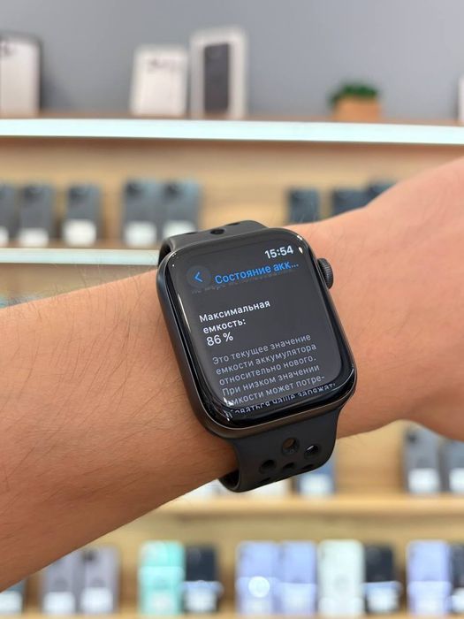 apple watch 5 44 nike - купить телефоны и аксессуары - Цена на OLX.ua