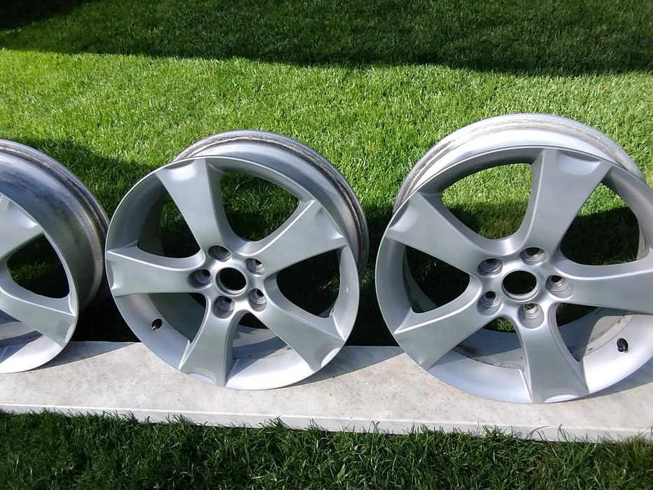 Felgi aluminiowe 17 5x114,3 dacia duster,renault Megane 3,toyota,kia