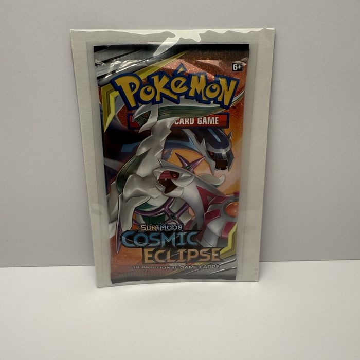 4 boostery Pokemon TCG Cosmic Eclipse art set