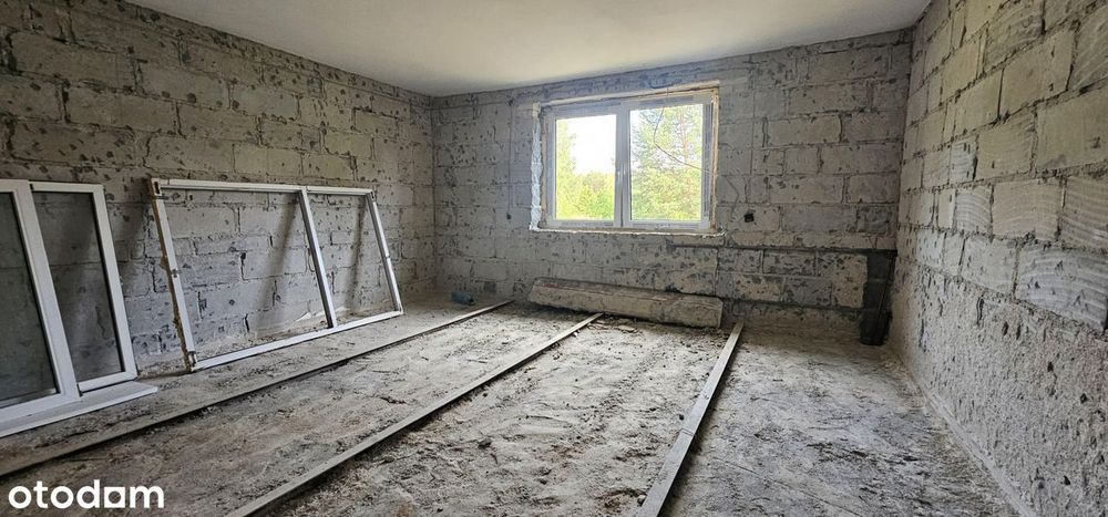 Dom z ogromnym potencjałem,9km od miasta, zielona kraina