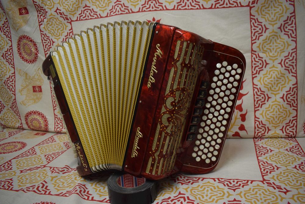 Acordeao Musitalia stradela  3 Voz, N 14