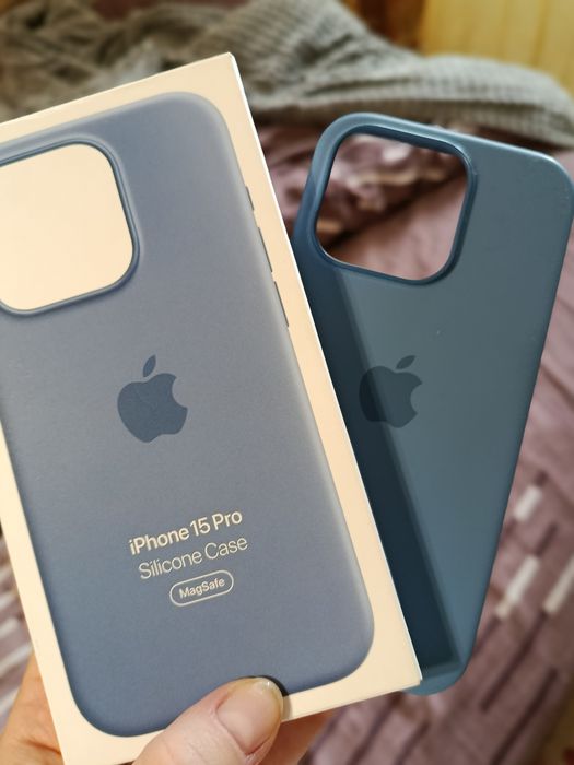 Продам чехол на Айфон 15