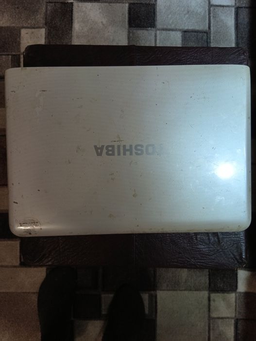 Нноутбук тошиба рабочий