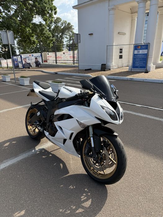 Продам kawasaki ninja zx6r 2012
