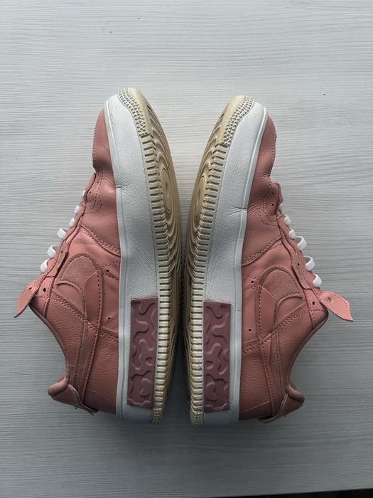 Продам кросівки NIKE і идеальному стані 26,5 см