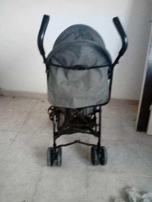 Objectos para bebe, cadeiras de refeição e auto transporte e carrinho de bebe,