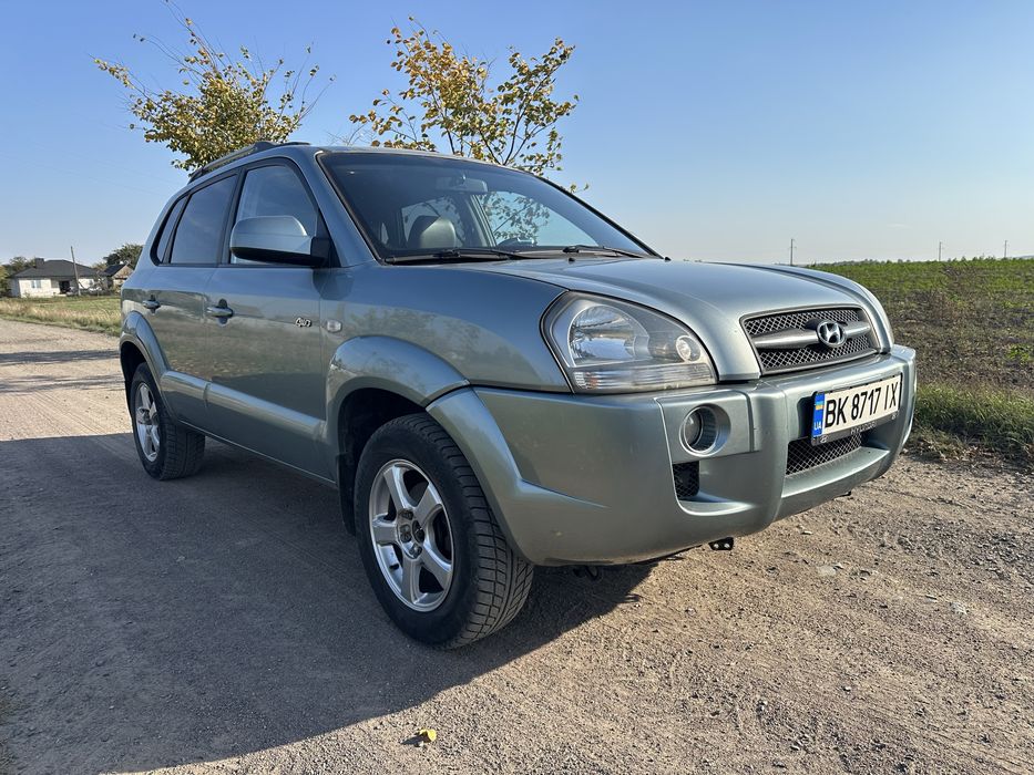 Продам HYUNDAI TUCSON 2.0 дизель