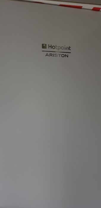 Frigorífico vertical sem congelador