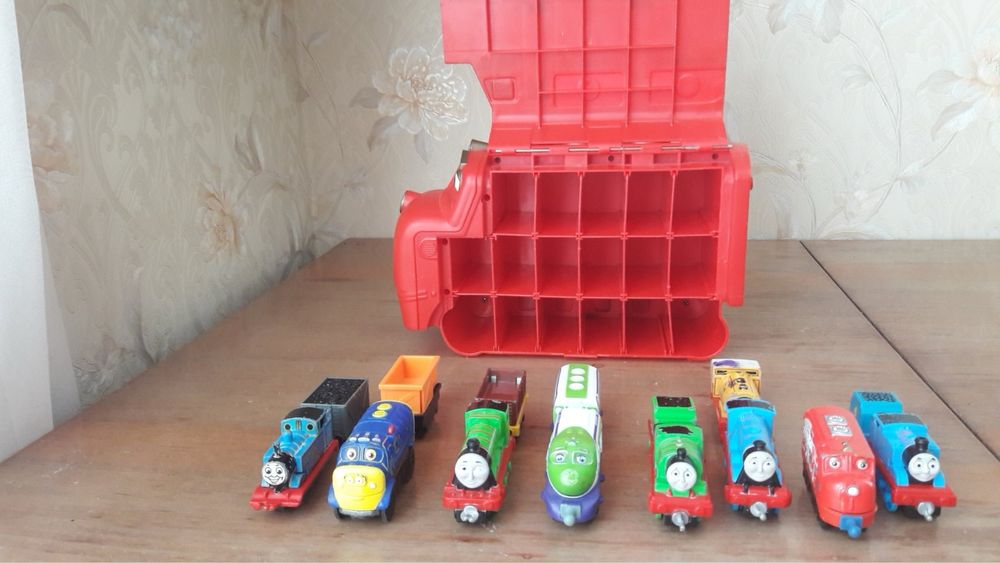 Паровозы Tomy оригинал