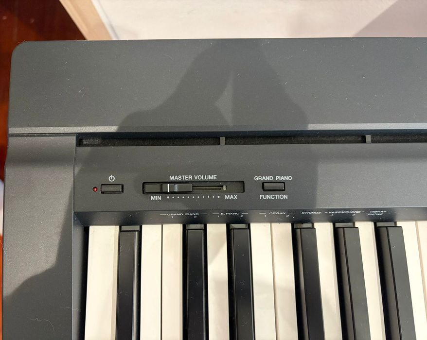Piano YAMAHA P45