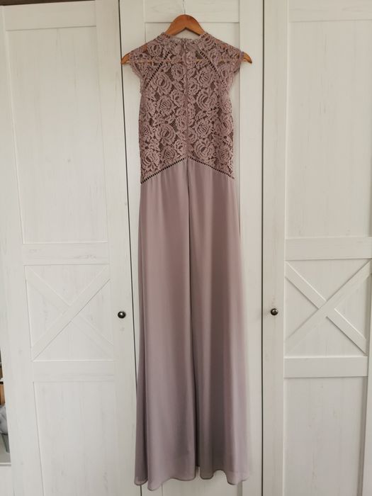 Długa sukienka z koronką XL