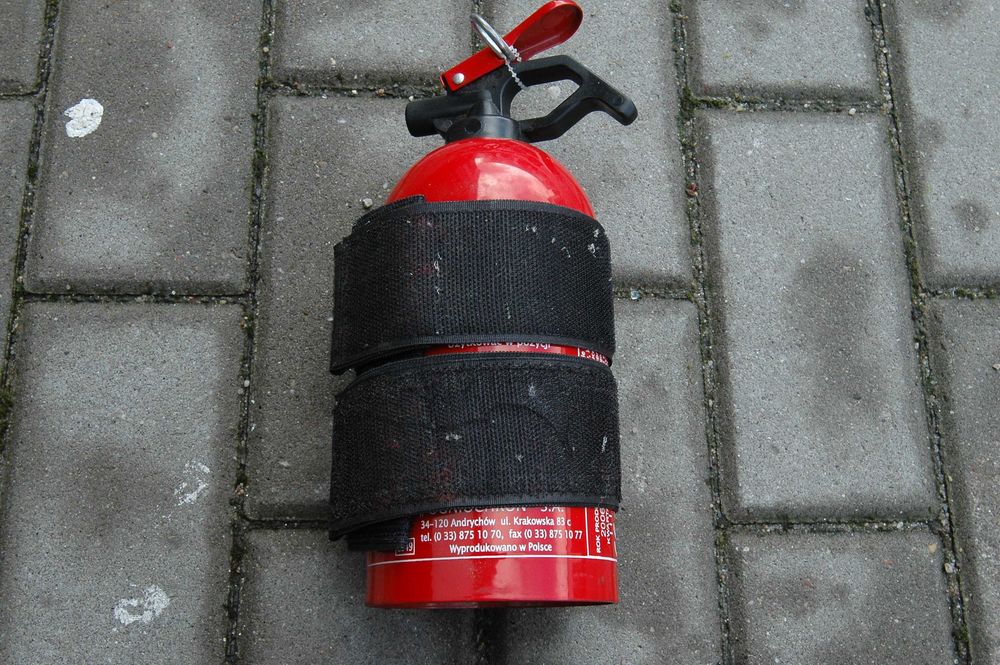 gaśnica ogniochron 1kg z mocowaniem na rzepy