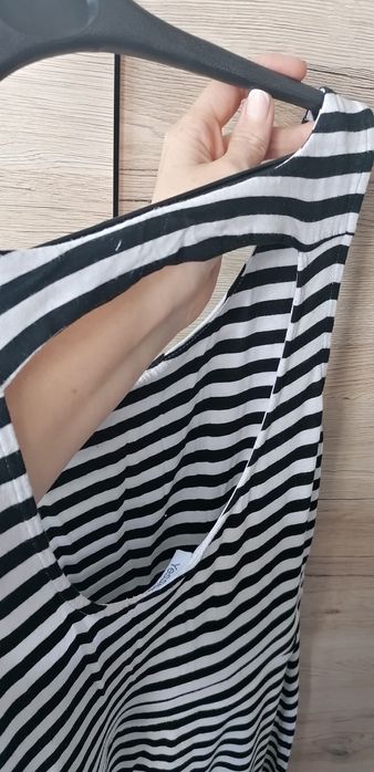 Sukienka w paski roz. M