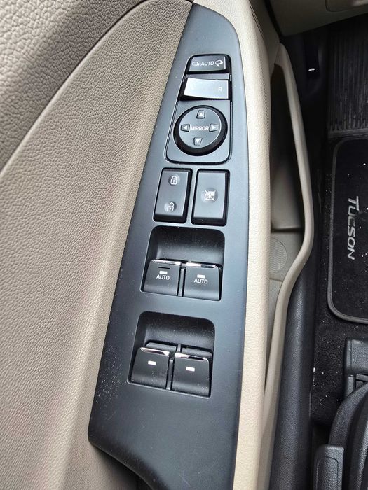 Hyundai tucson 1.6 crdi — photo 4