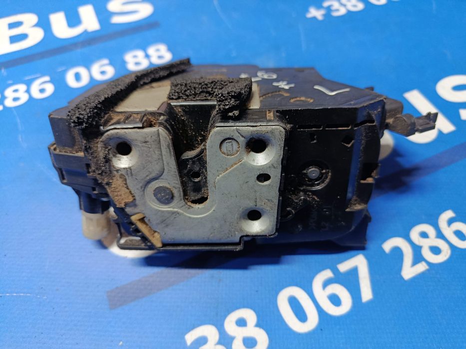 Замок дверей передньої лівої Renault Trafic 1.6 Трафік