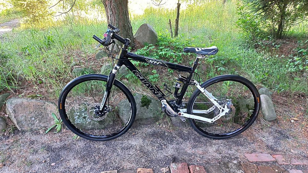 Alu Rower Górski Enduro Giant XTC Mammoth Deore LX Rock Shox Manitou