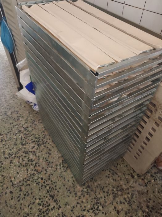 Telinhas de persiana em inox como novas