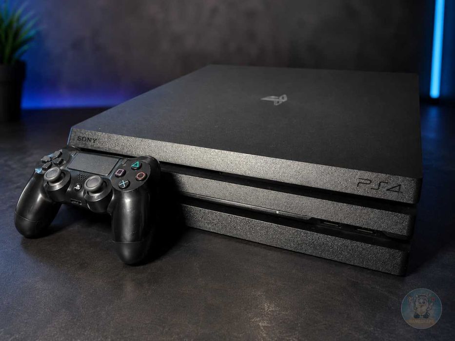 Sony PlayStation 4 Pro 1 TB + оригінальний DualShock 4