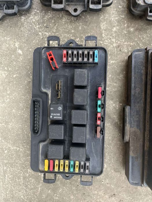 Ваз 2109-15, приора 2170-72, 2110-12, блок запобіжників