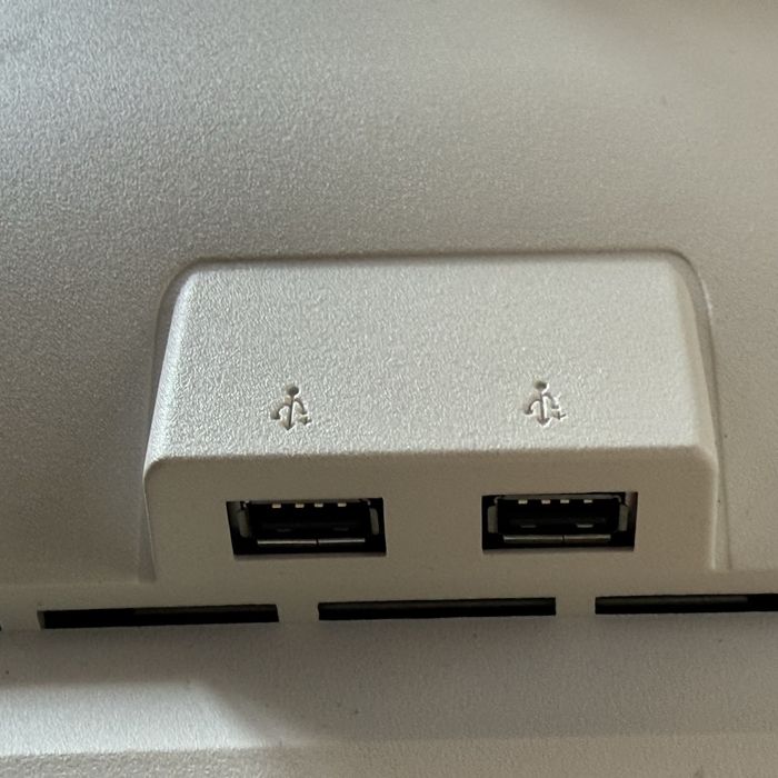 МоніториFUJiTSU B24W-7 LED IPS B24W-6 TN опт/роздріб