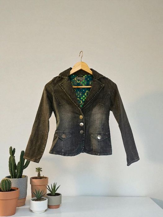 Szara, dżinsowa kurtka, katana, Milla Star