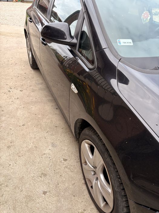 Opel astra j 1.3