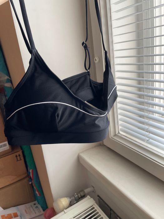 Чорний купальник з білою окантовкою новий стильний роздільний М